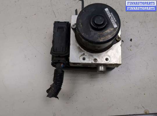 купить Блок АБС, насос (ABS, ESP, ASR) на Nissan Navara 2004-2015
