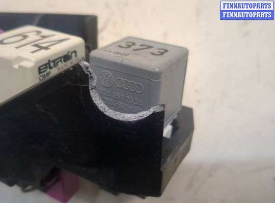купить Блок реле на Audi A8 (D3) 2002-2010