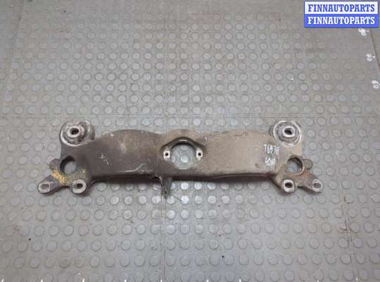 Купить Кронштейн КПП на Audi A4 (B7) 2004-2009 Кронштейн КПП AU1758003 на Audi A4 (B7) 2004-2009