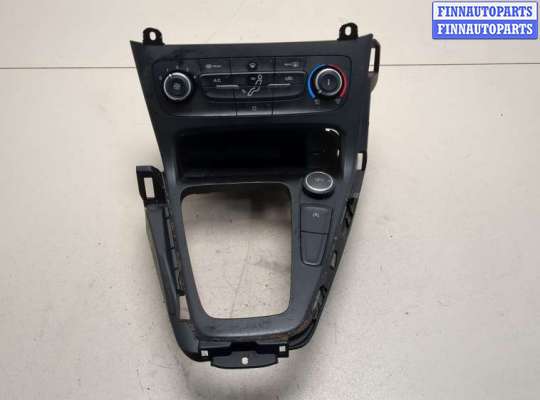Переключатель отопителя (печки) FO1980865 на Ford Focus 3 2014-2019