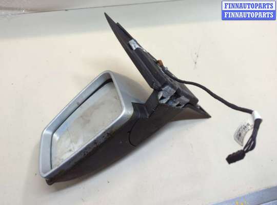 Зеркало боковое на Mercedes-Benz C (W204)