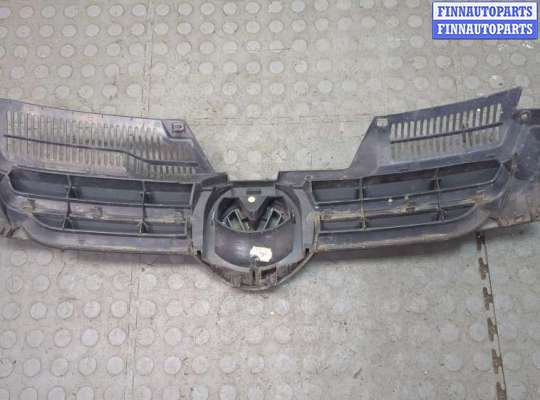 купить Решетка радиатора на Volkswagen Golf 5 2003-2009