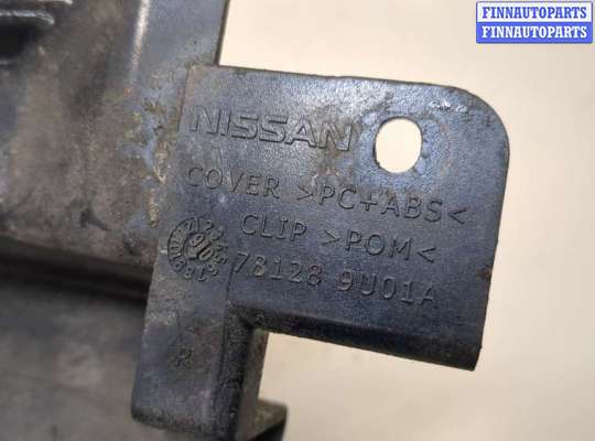 купить Накладка под фонарь на Nissan Note E11 2005-2013