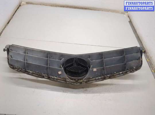 купить Решетка радиатора на Mercedes C W204 2006-2015