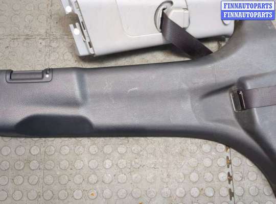 купить Обшивка центральной стойки на KIA Sorento XM 2009-2021