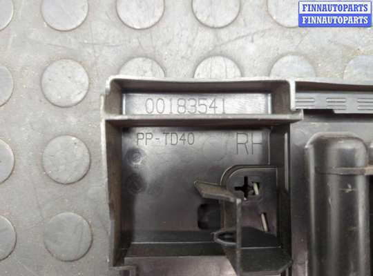 купить Кронштейн фары на Land Rover Discovery Sport 2014-2022