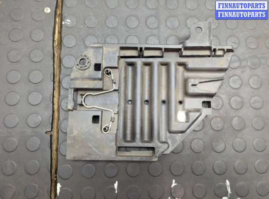 Купить Кронштейн фары на Land Rover Discovery Sport 2014-2022 Кронштейн фары LRN3569 на Land Rover Discovery Sport 2014-2022