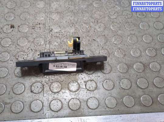 купить Кнопка открывания багажника с крышки на KIA Sorento BL 2002-2011