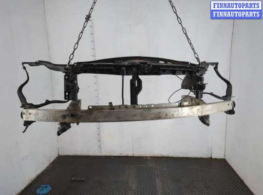 Накладка замка капота MB1682935 на Mercedes E W212 2009-2016