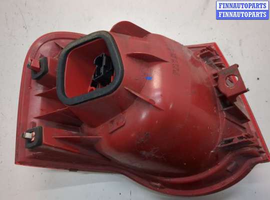 Фонарь задний на Volkswagen Passat B6 (3C)