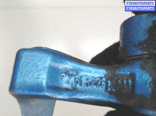 Петля двери на Ford Kuga I 