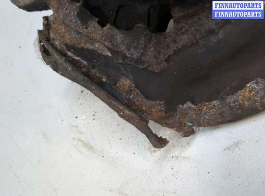 купить Ступица (кулак, цапфа) на Toyota RAV 4 2000-2005