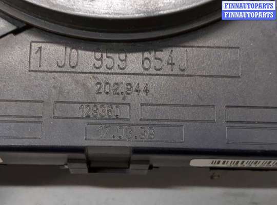 купить Шлейф руля на Volkswagen Golf 4 1997-2006