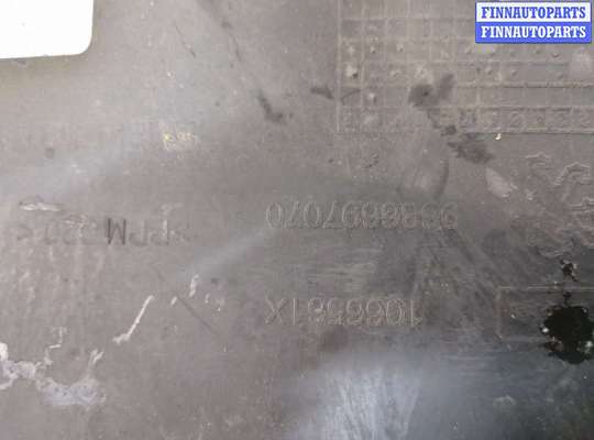 купить Накладка замка капота на Peugeot 508 2010-2018