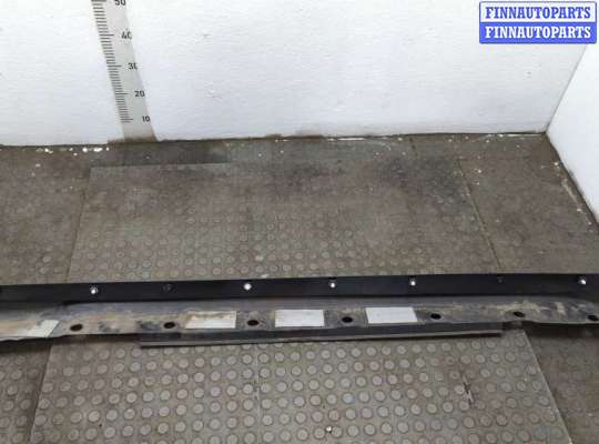 купить Накладка на порог на Toyota C-HR 2016-2023