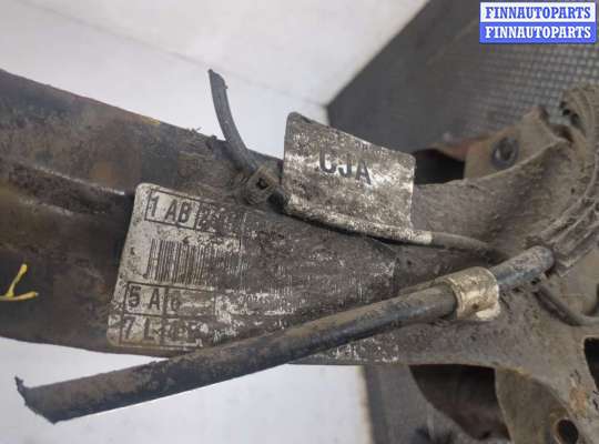 купить Ступица (кулак, цапфа) на Ford C-Max 2002-2010