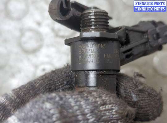 Форсунка топливная на Renault Trafic II