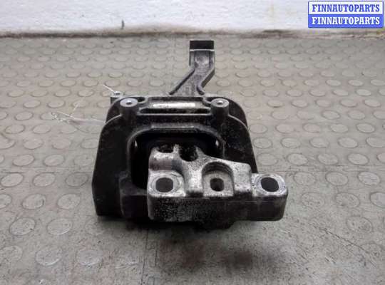 Подушка крепления двигателя VG2797405 на Volkswagen Passat 8 2015-2025