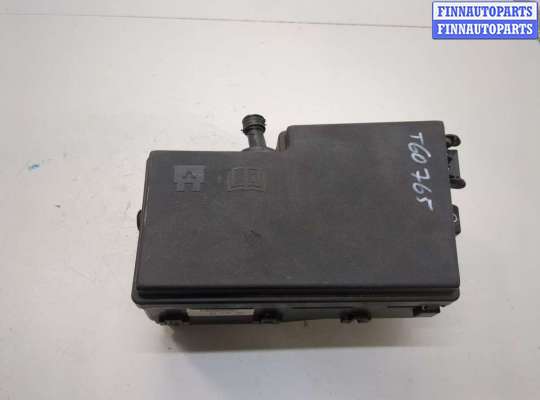 Блок предохранителей FO2154322 на Ford Focus 3 2014-2019