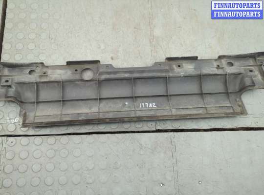 купить Накладка замка капота на Infiniti QX56 2010-2013