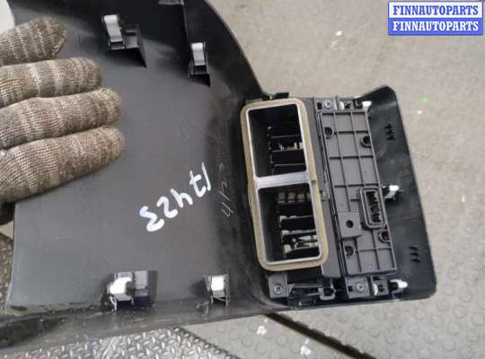 купить Пластик центральной консоли на Mazda CX-9 2016-2022