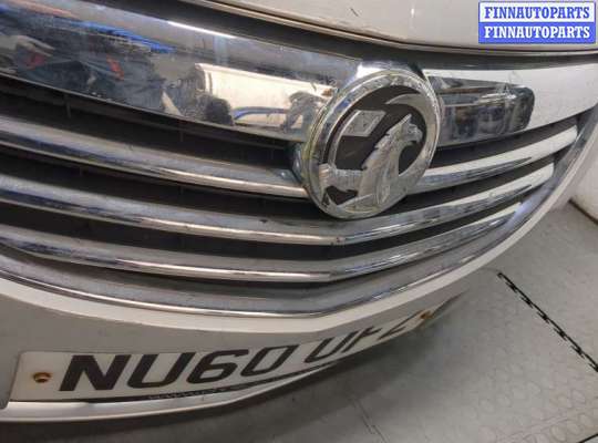 Бампер передний на Opel Insignia