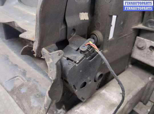 купить Рамка передняя (телевизор) на BMW X3 E83 2003-2010