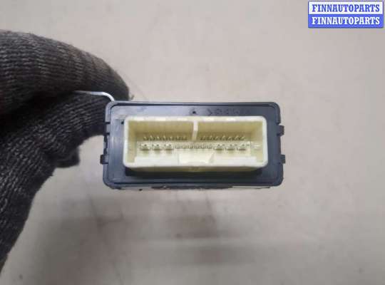 купить Блок управления стеклоочистителя на Toyota C-HR 2016-2023