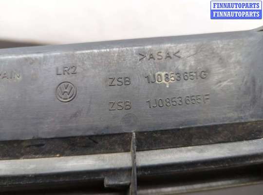 купить Решетка радиатора на Volkswagen Golf 4 1997-2005