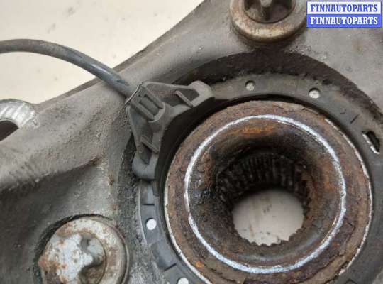 Кулак подвески на Opel Vectra C