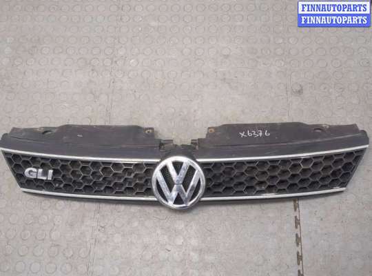 купить Решетка радиатора на Volkswagen Jetta 6 2010-2018