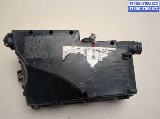 купить Блок предохранителей на Ford C-Max 2002-2010