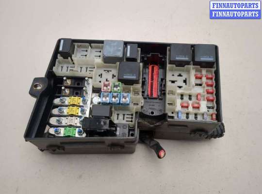 Блок предохранителей FO2166223 на Ford C-Max 2002-2010