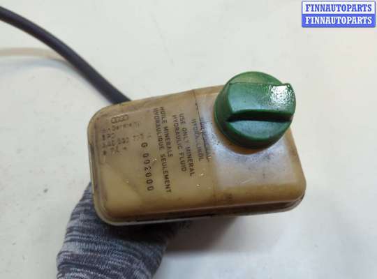 Бачок гидроусилителя на Audi A8 (D2, 4D)