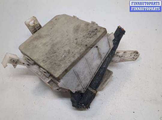 Купить Блок предохранителей на Nissan Note E11 2005-2013 Блок предохранителей NS954566 на Nissan Note E11 2005-2013