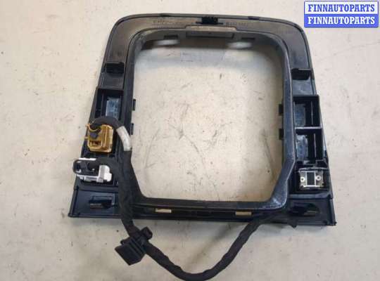 купить Рамка под кулису на Volkswagen Passat CC 2008-2012