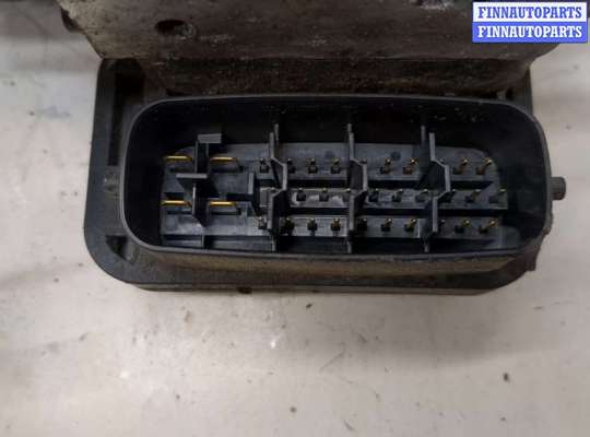 Блок ABS на Infiniti FX I (S50)