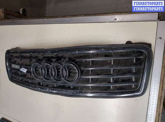 купить Решетка радиатора на Audi A4 (B6) 2000-2004