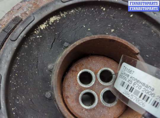 Шкив коленвала на BMW X5 (E70)