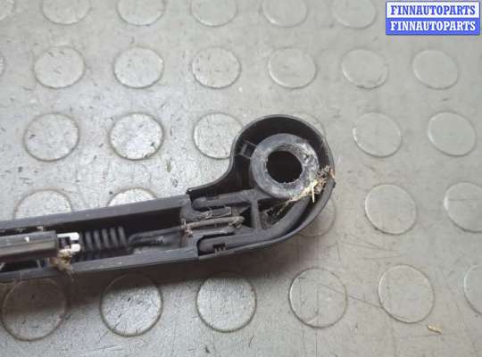 купить Щеткодержатель на Audi A3 (8P) 2003-2013