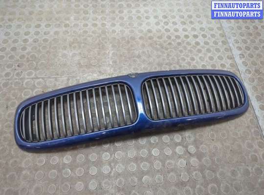 купить Решетка радиатора на Jaguar XJ 1997–2003