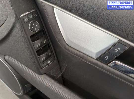 купить Ручка двери салона на Mercedes C W204 2007-2013