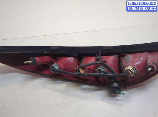 Фонарь задний на Ford Mondeo III