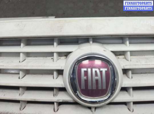купить Решетка радиатора на Fiat Doblo 2000-2015