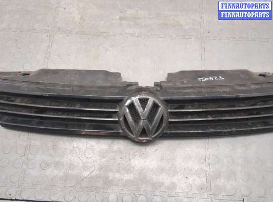 купить Решетка радиатора на Volkswagen Jetta 6 2010-2018