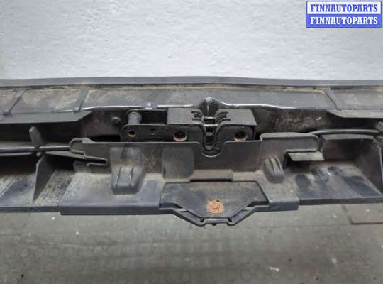 купить Рамка передняя (телевизор) на Audi A3 (8P) 2003-2013