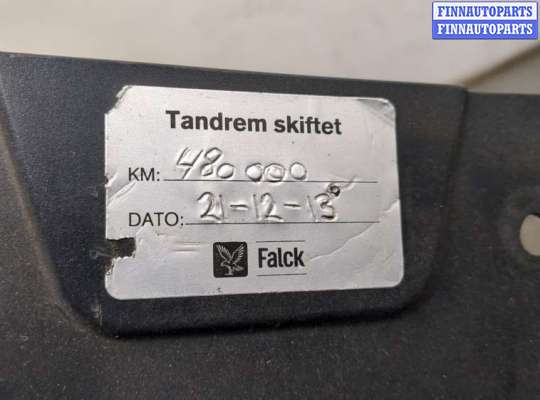 купить Решетка радиатора на Volkswagen Transporter 5 2003-2009