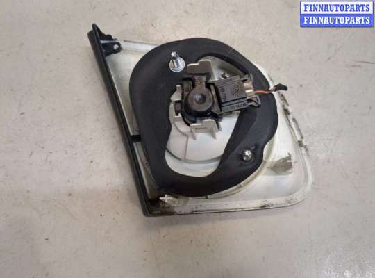 купить Фонарь крышки багажника на Volkswagen Jetta 5 2004-2010