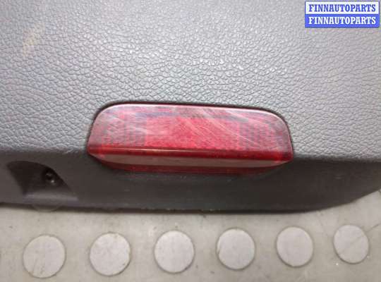 купить Дверная карта (Обшивка двери) на Volkswagen Golf 5 2003-2009