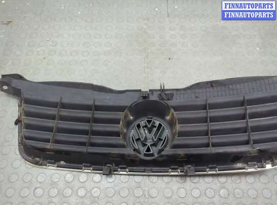 купить Решетка радиатора на Volkswagen Passat 5 2000-2005